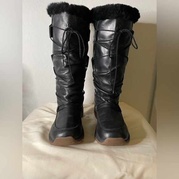 ULU Boots - Picture 2 of 7